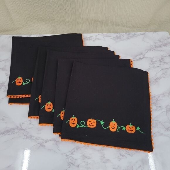 Halloween Embroidered Pumpkin Placemats, Set of 5 by Pecking Handicraft - Picture 1 of 7